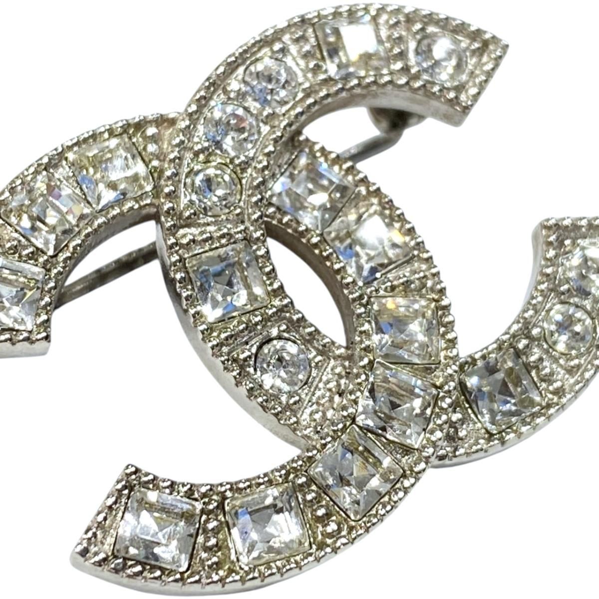 Chanel Brooch CC Logo Rhinestone Silver — view 3