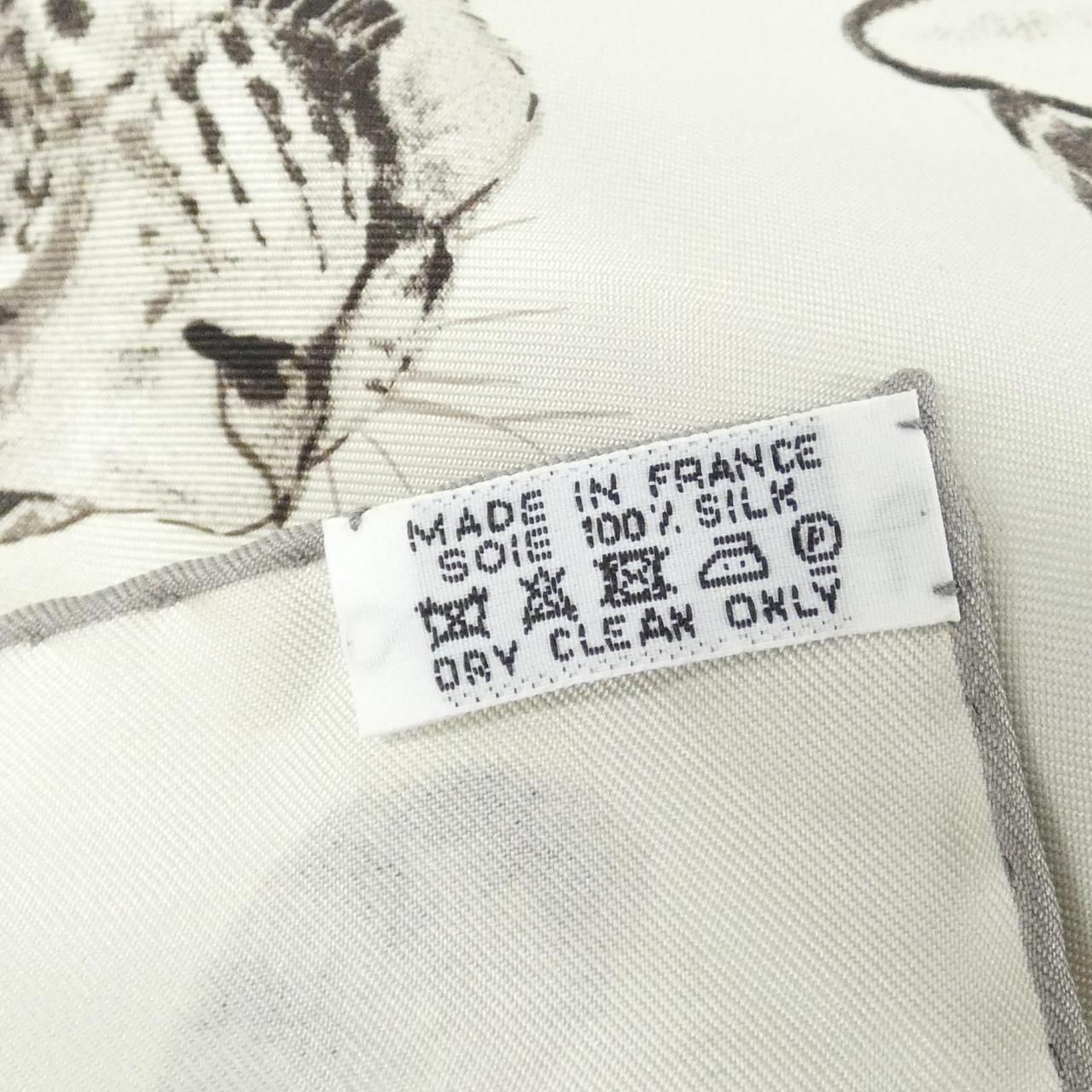 Hermes Dans L'atelier de Robert Dallet Carre Scarf — view 3