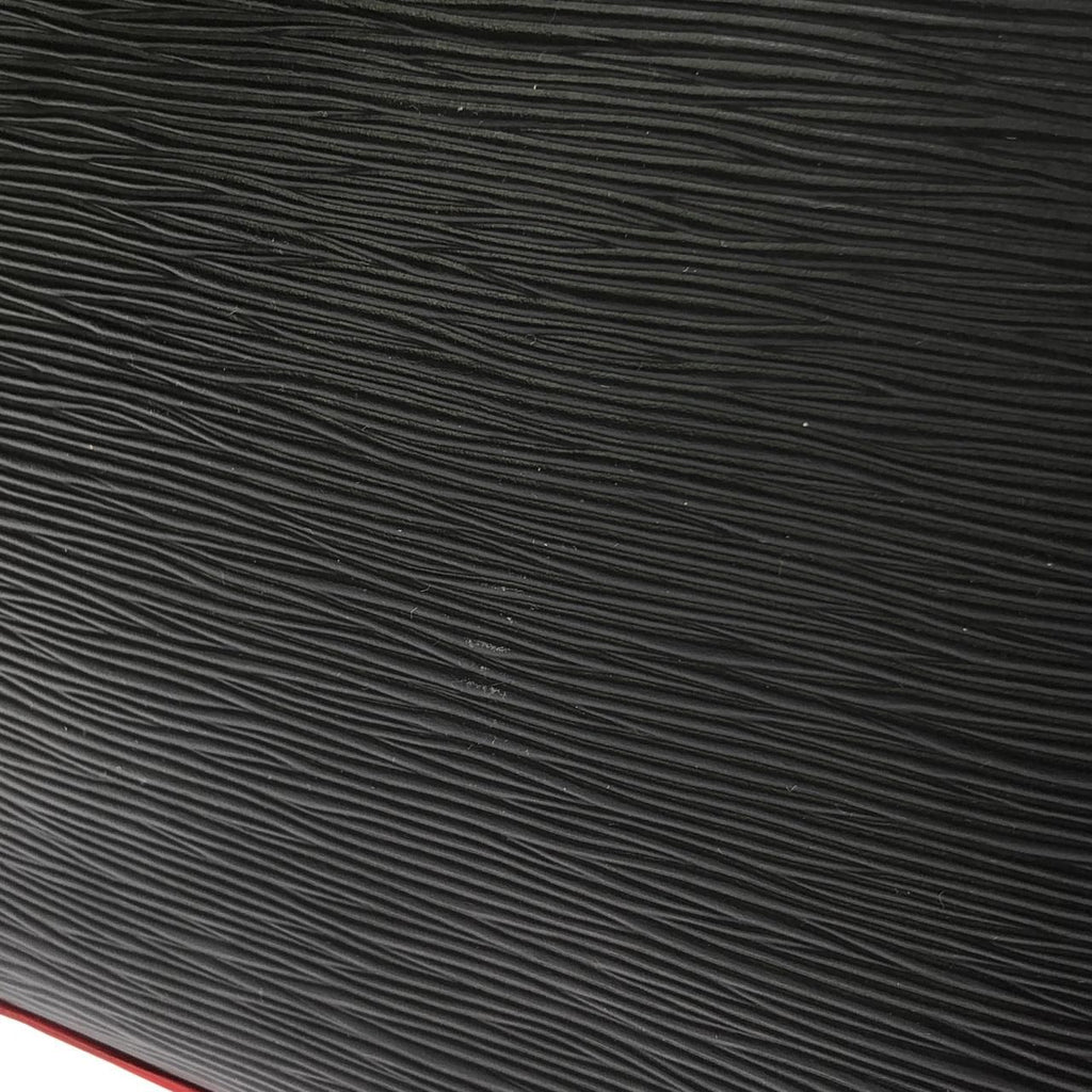 Louis Vuitton Epi Petit Noe Shoulder Bag — view 4