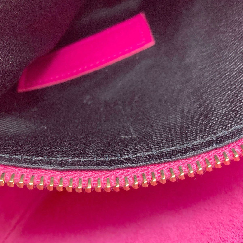 Saint Laurent Cassette Cassandra Handbag Calfskin — view 7
