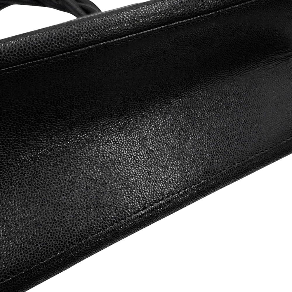 Chanel Shoulder Bag Caviar Leather Black — view 8