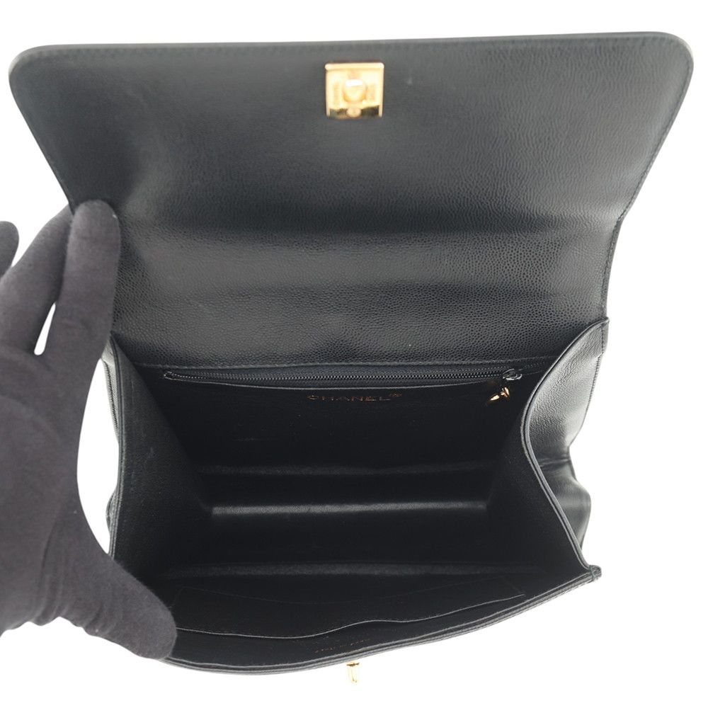 Chanel Shoulder Bag Caviar Leather Black — view 5