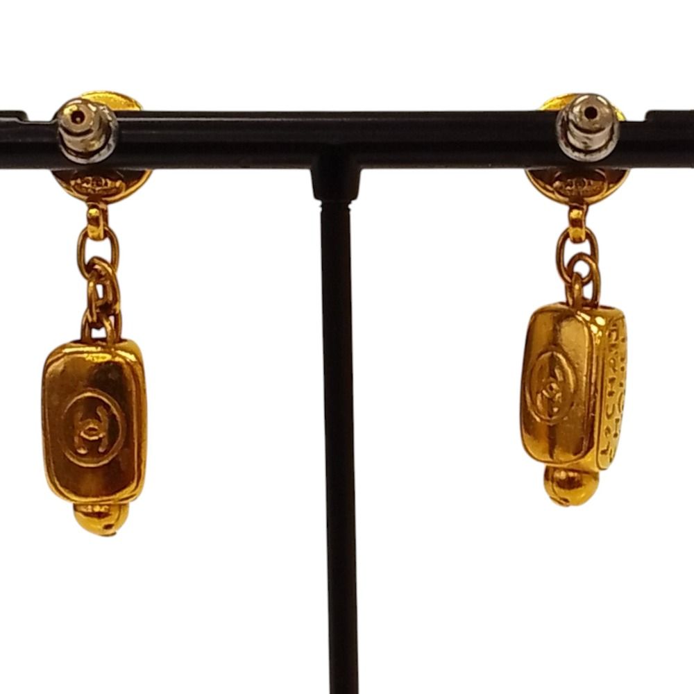 Chanel 99A Vintage Gripoix Swing Earrings Gold Plated — view 3