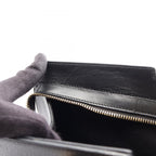 Saint Laurent Handbag Cabas Chic Black Leather — view 5