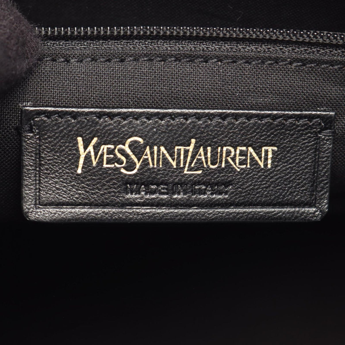 Saint Laurent Handbag Cabas Chic Black Leather — view 4