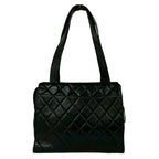 Chanel Quilted CC Logo Lambskin Shoulder Bag Tote Black — view 3
