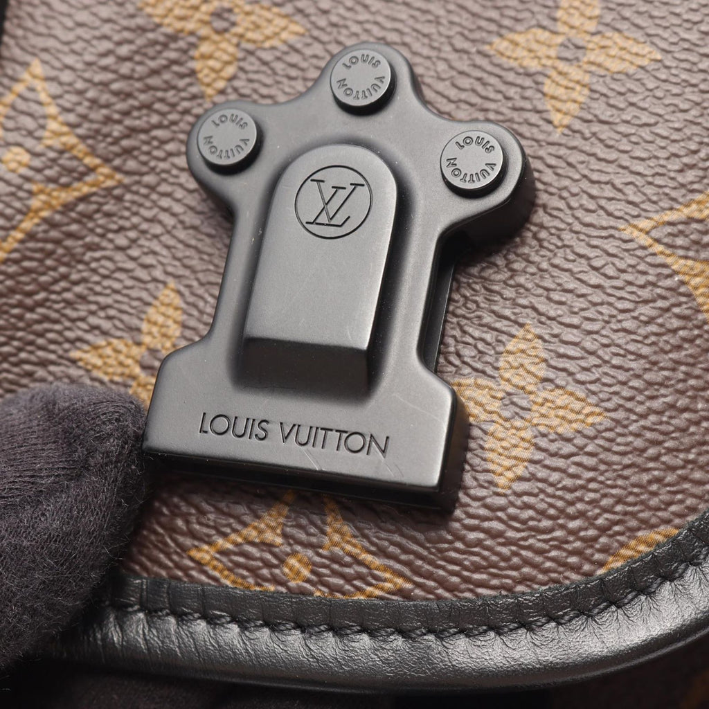 Louis Vuitton Handbag LV Trail Messenger 2-Way Canvas Leather — view 7