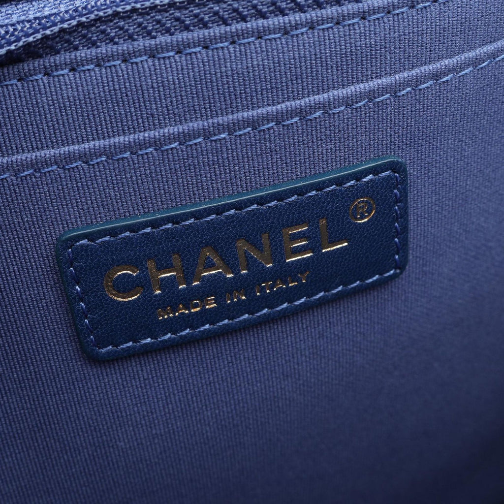 Chanel Backpack Quilted Chain Denim Blue — view 4