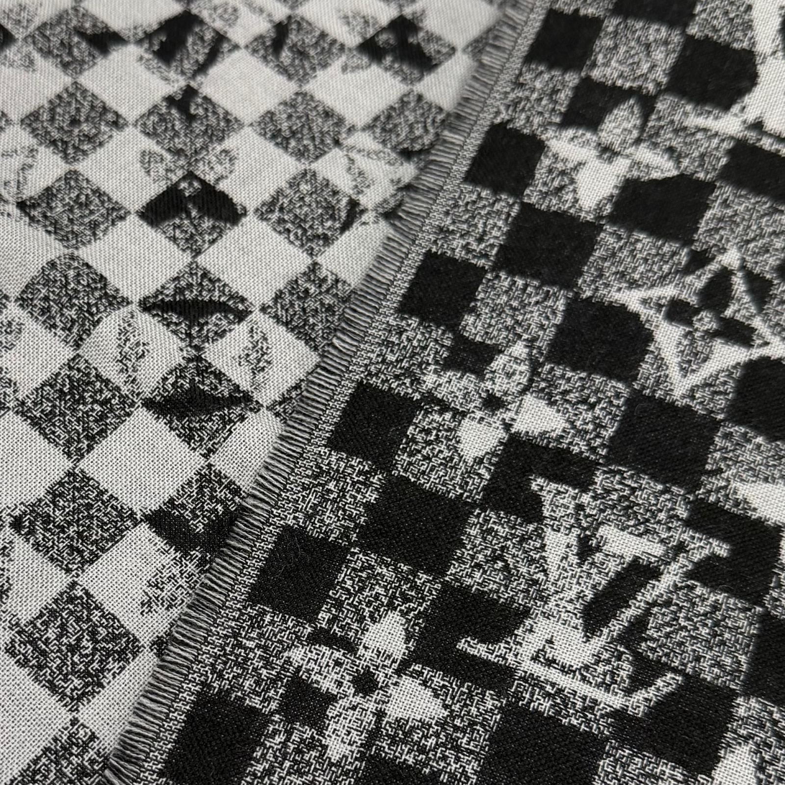 Louis Vuitton Etole Damier Gradient Wool Silk Shawl Black Gray Scarf — view 5