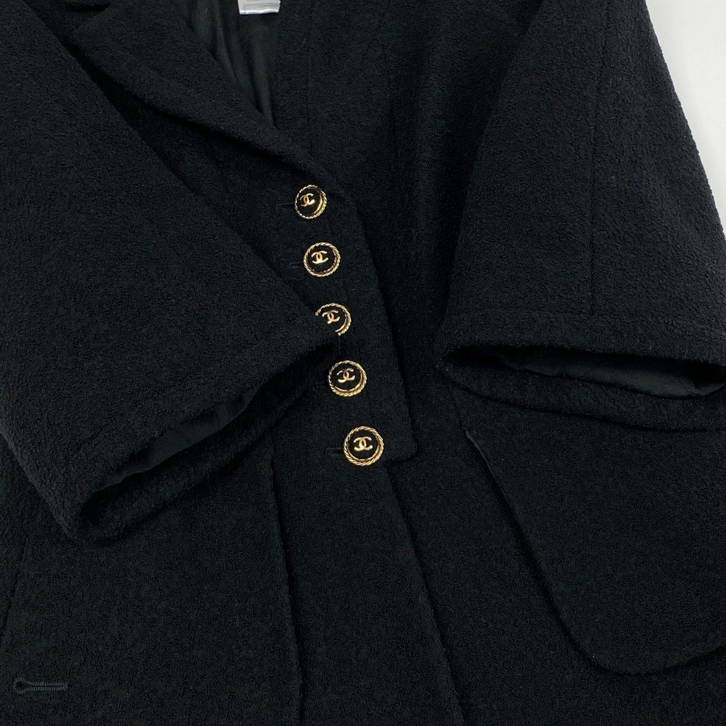 Chanel Cropped Tweed Jacket CC Logo 38 Black — view 7