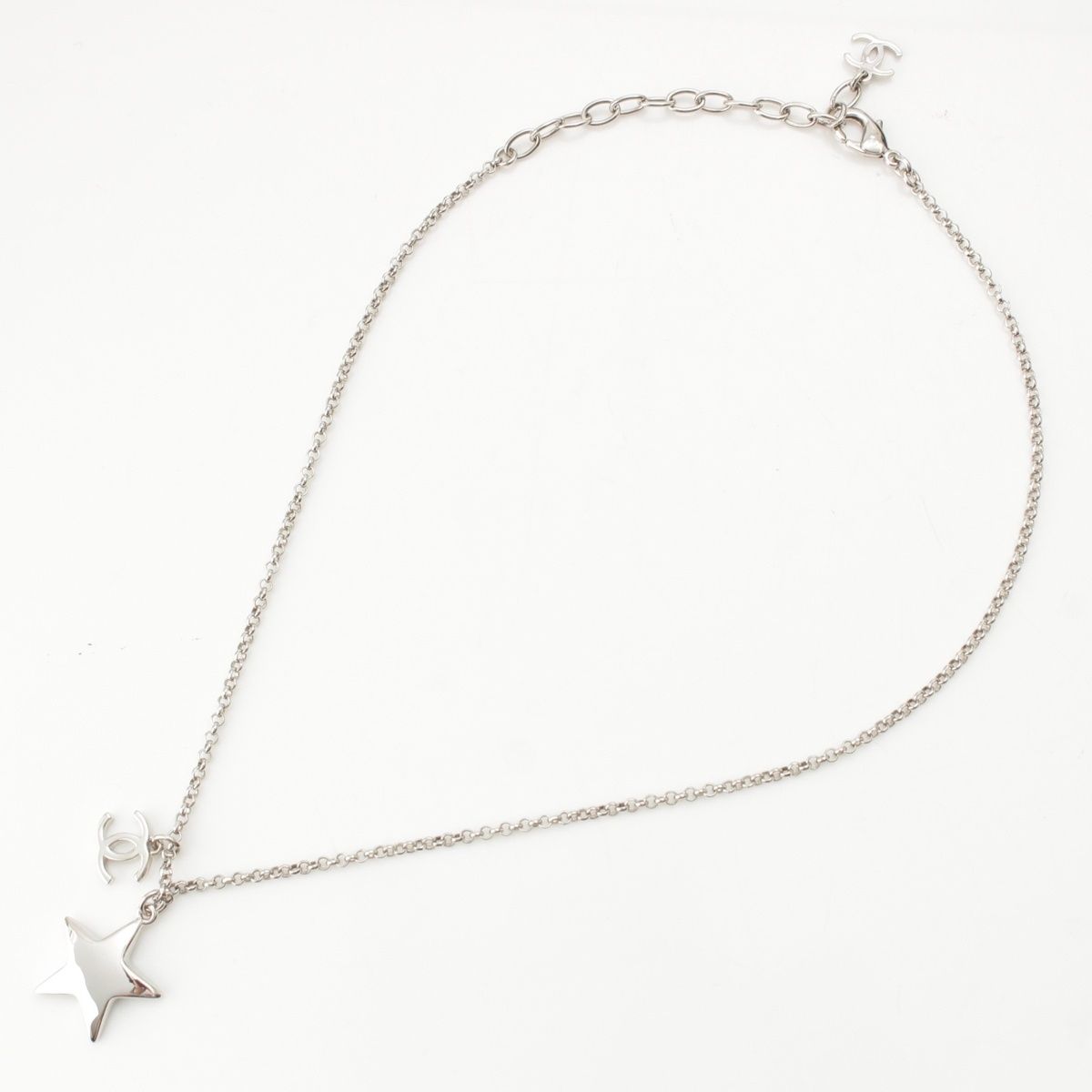 Chanel CC Logo Star Silver Necklace — view 3