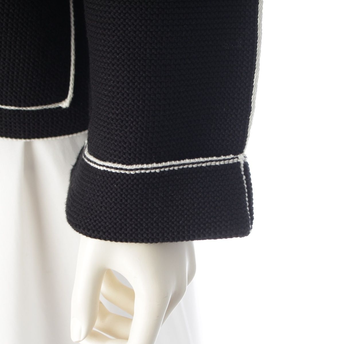 Chanel CC Logo Knit Collarless Jacket Black White 38 — view 6