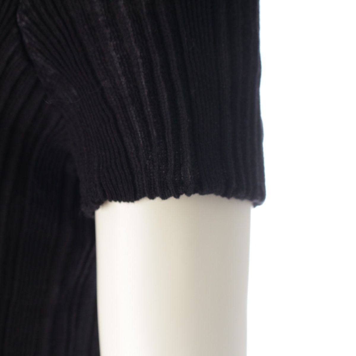 Chanel Coco Beach CC Logo Rib T-Shirt Black 42 — view 7
