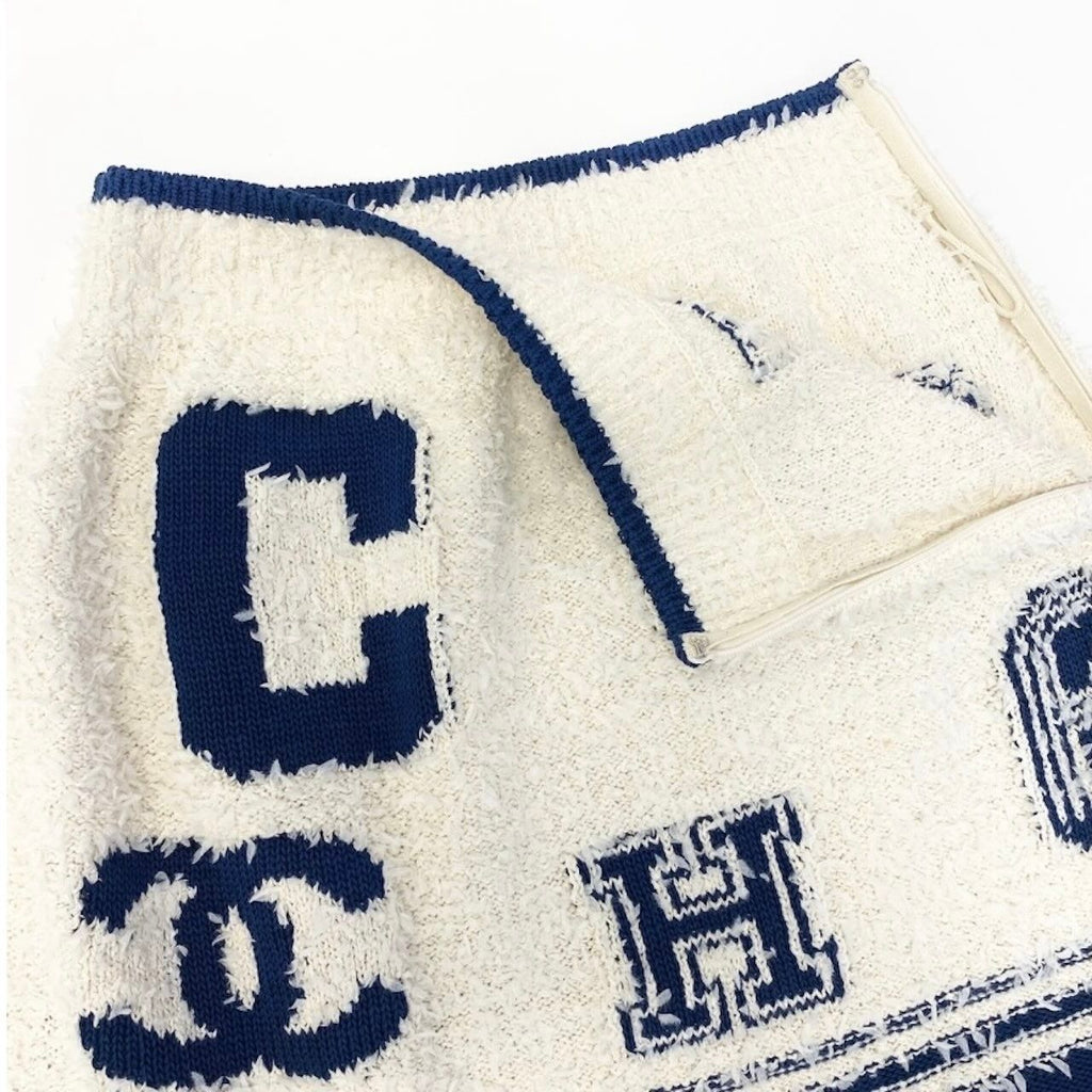 Chanel Cruise Line Mini Skirt CC Logo White Blue Cotton Polyamide Silk — view 4