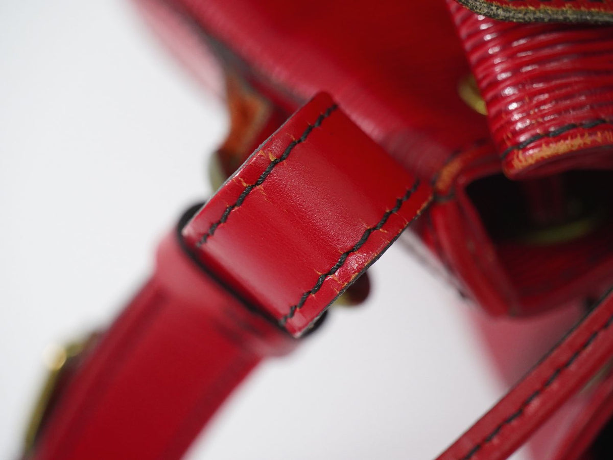 Louis Vuitton LV Noe Epi Leather Shoulder Bag Castilian Red — view 5