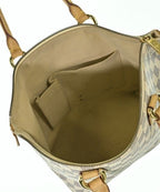 Louis Vuitton Handbag Ivory — view 3