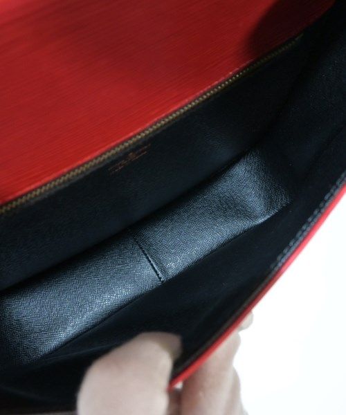 Louis Vuitton Shoulder Bag — view 4