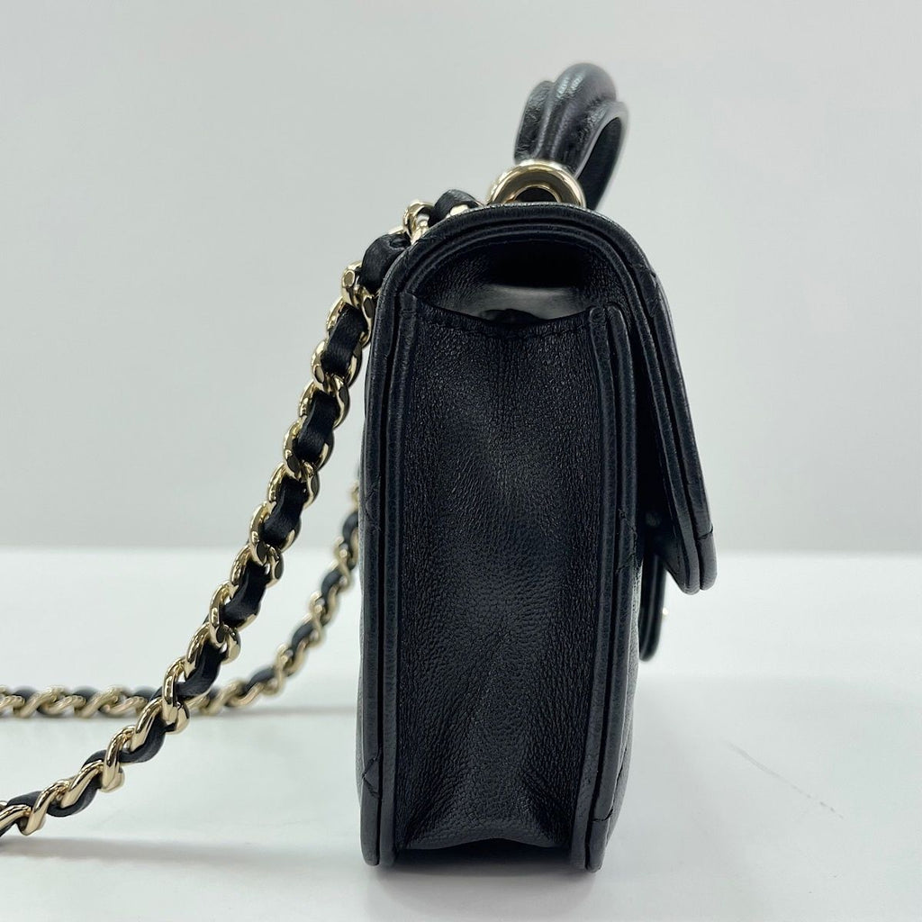 Chanel Shoulder Bag Quilted — view 4