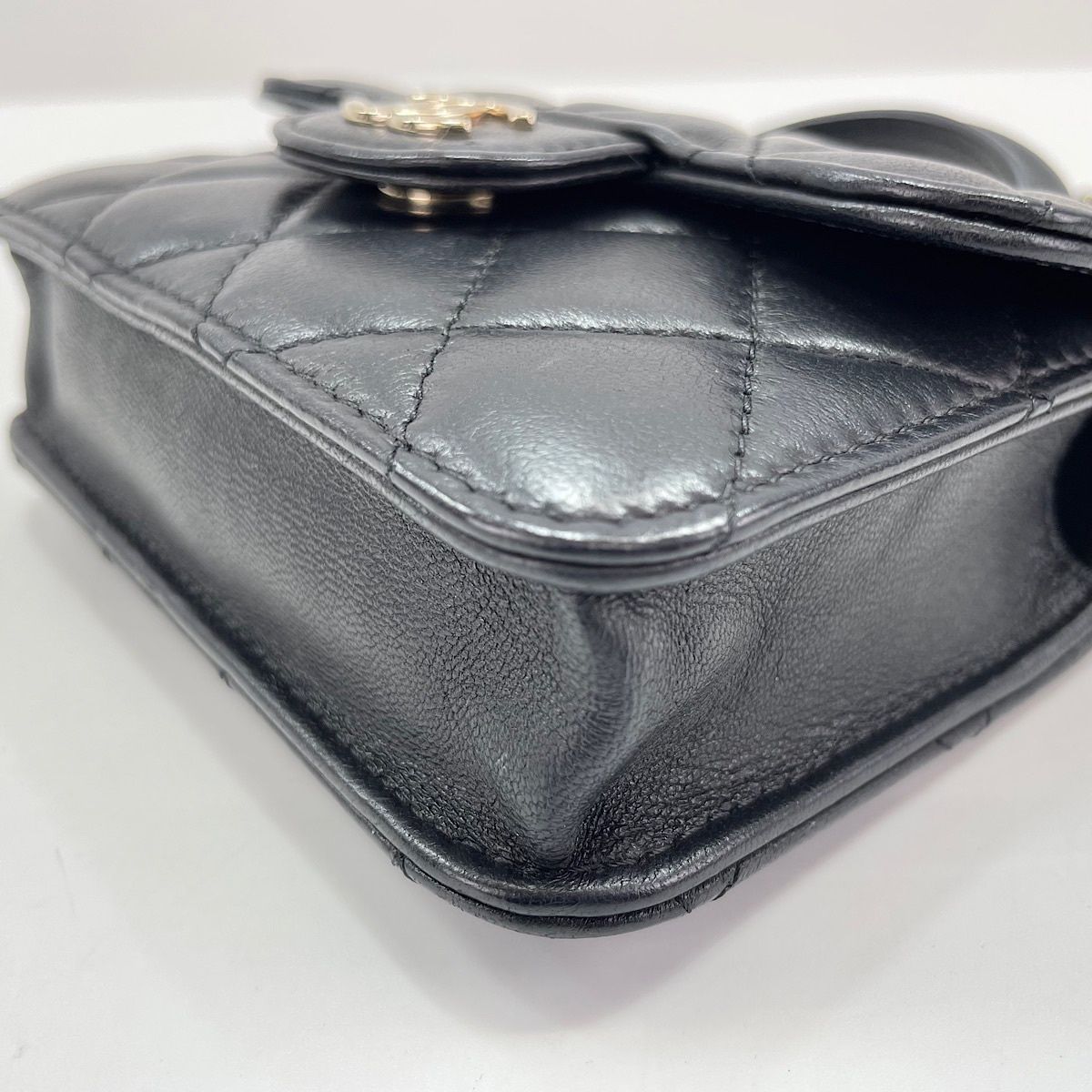 Chanel Shoulder Bag Quilted — view 7