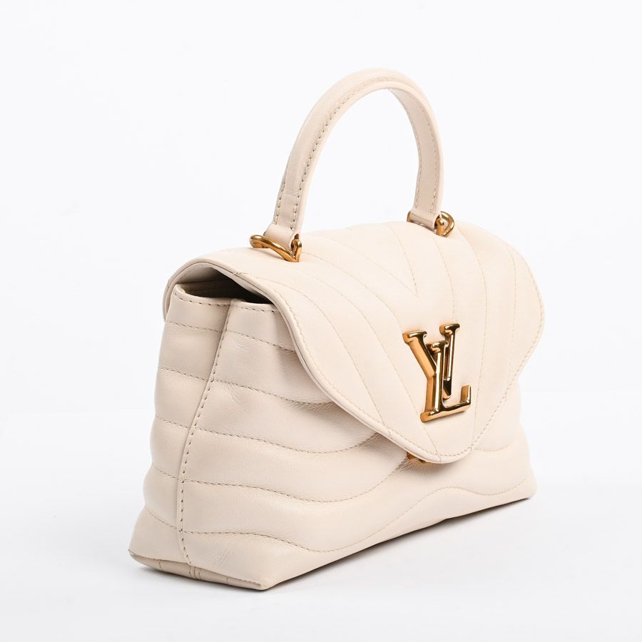 Louis Vuitton Handbag Holdomi — view 2