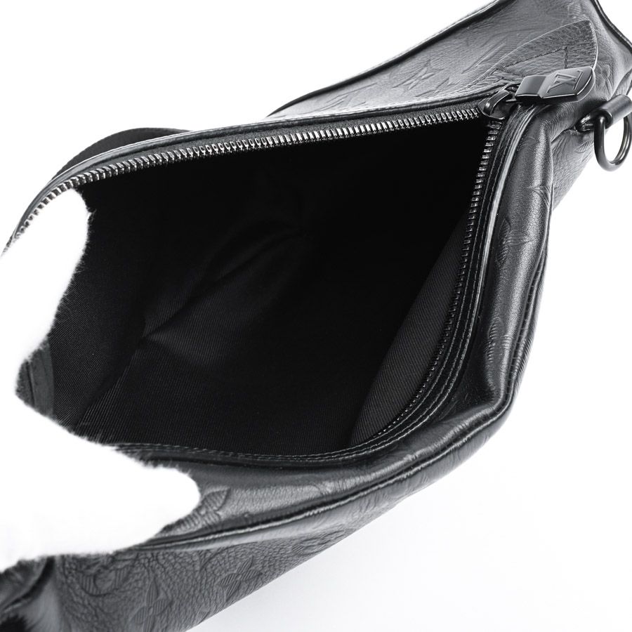 Louis Vuitton Belt Bag — view 4