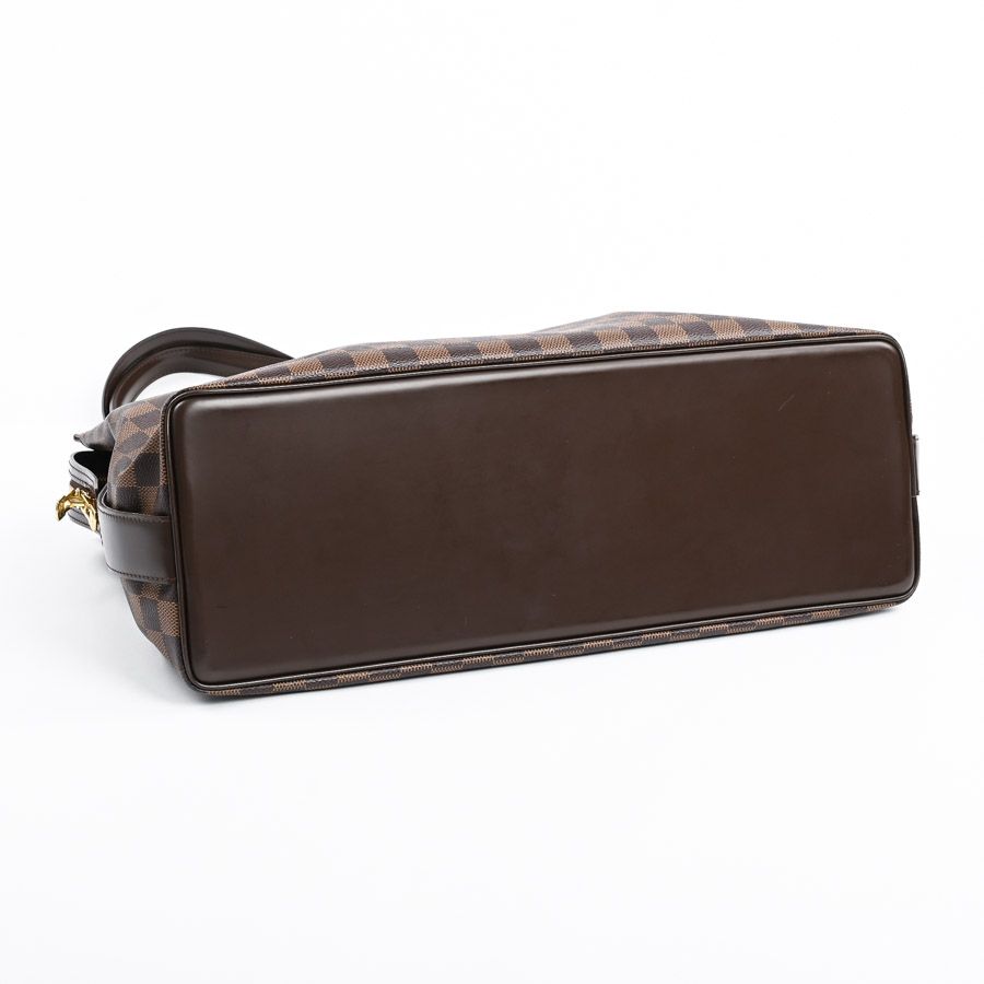 Louis Vuitton Shoulder Bag Chelsea — view 5