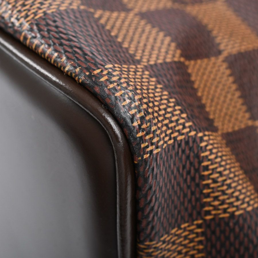 Louis Vuitton Shoulder Bag Chelsea — view 8