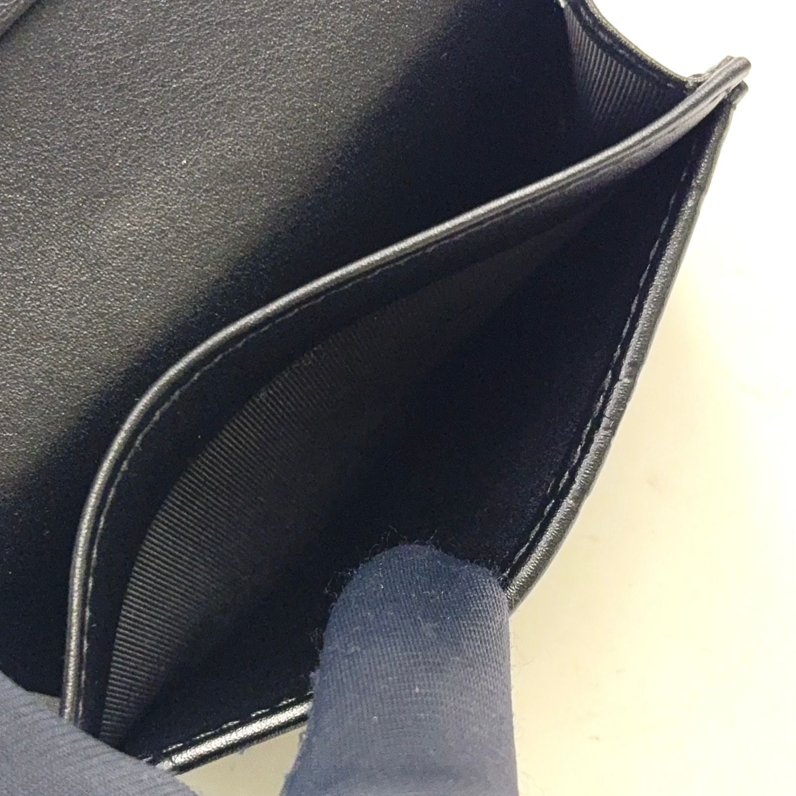 Gucci GG Emblem Leather Black Card Case — view 6