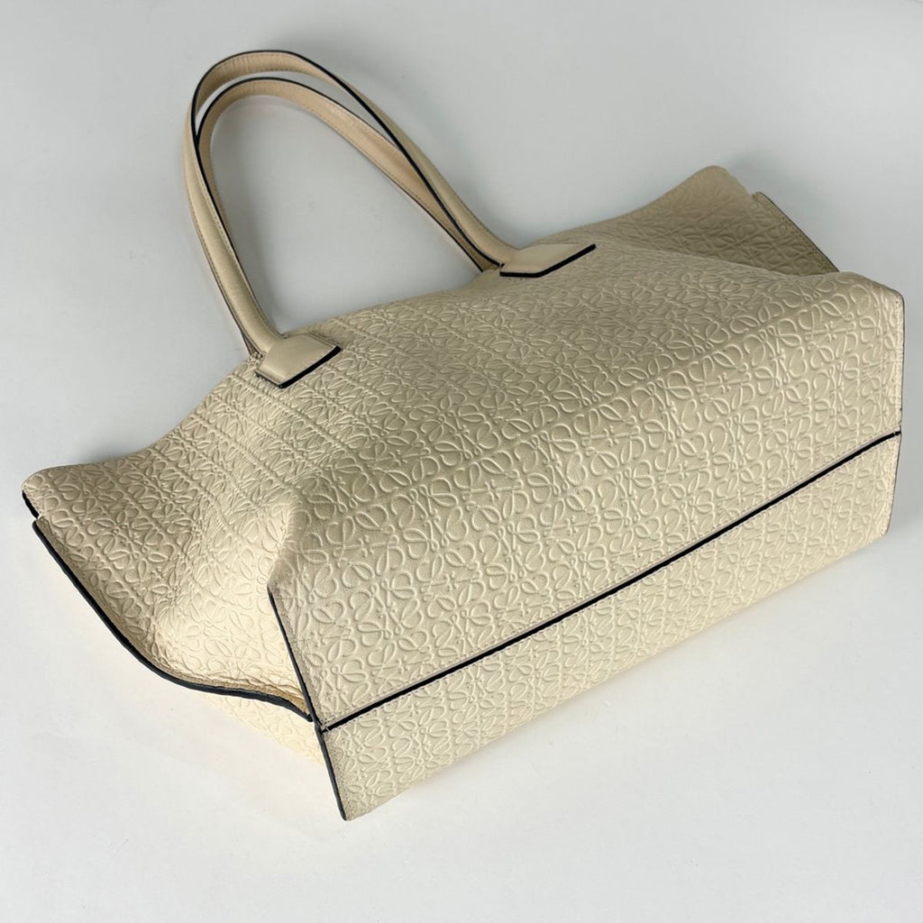 Loewe Anagram Tote Bag Leather Ivory — view 2