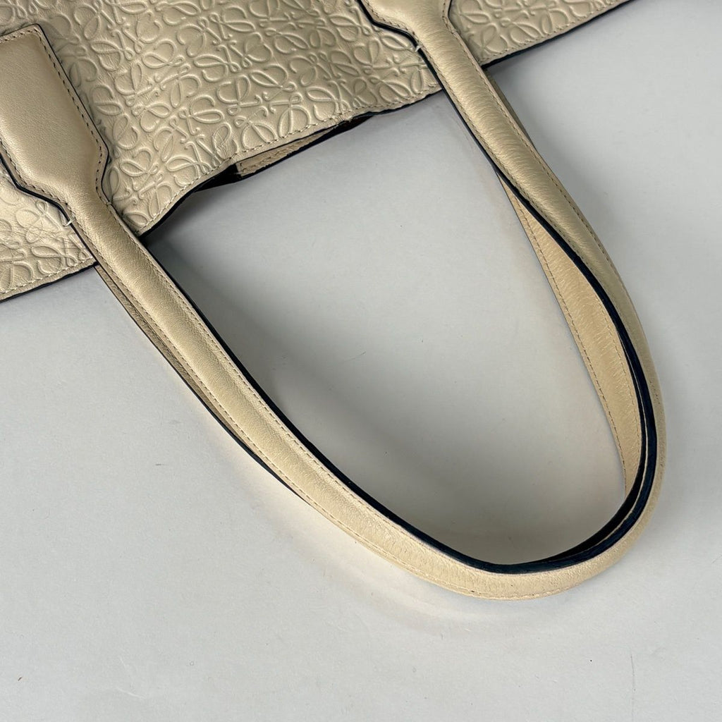 Loewe Anagram Tote Bag Leather Ivory — view 7