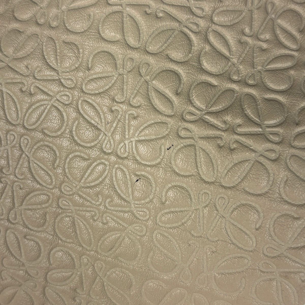 Loewe Anagram Tote Bag Leather Ivory — view 4