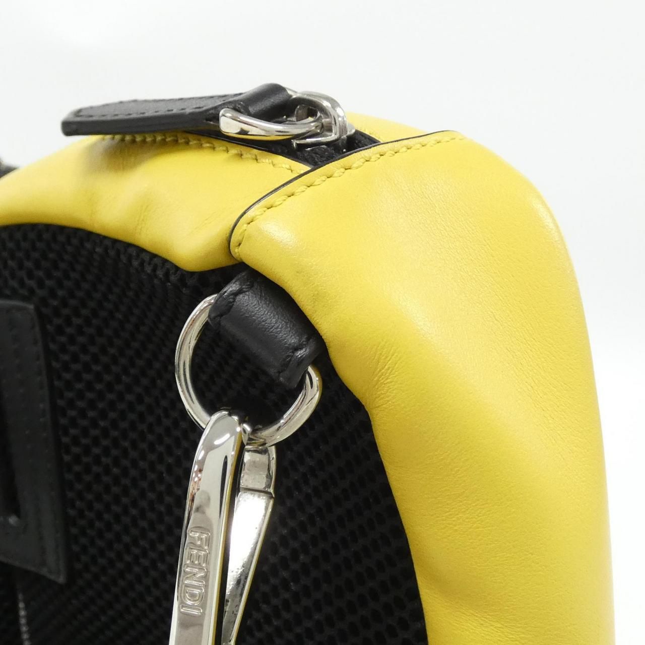 Fendi Shoulder Bag Yellow — view 4