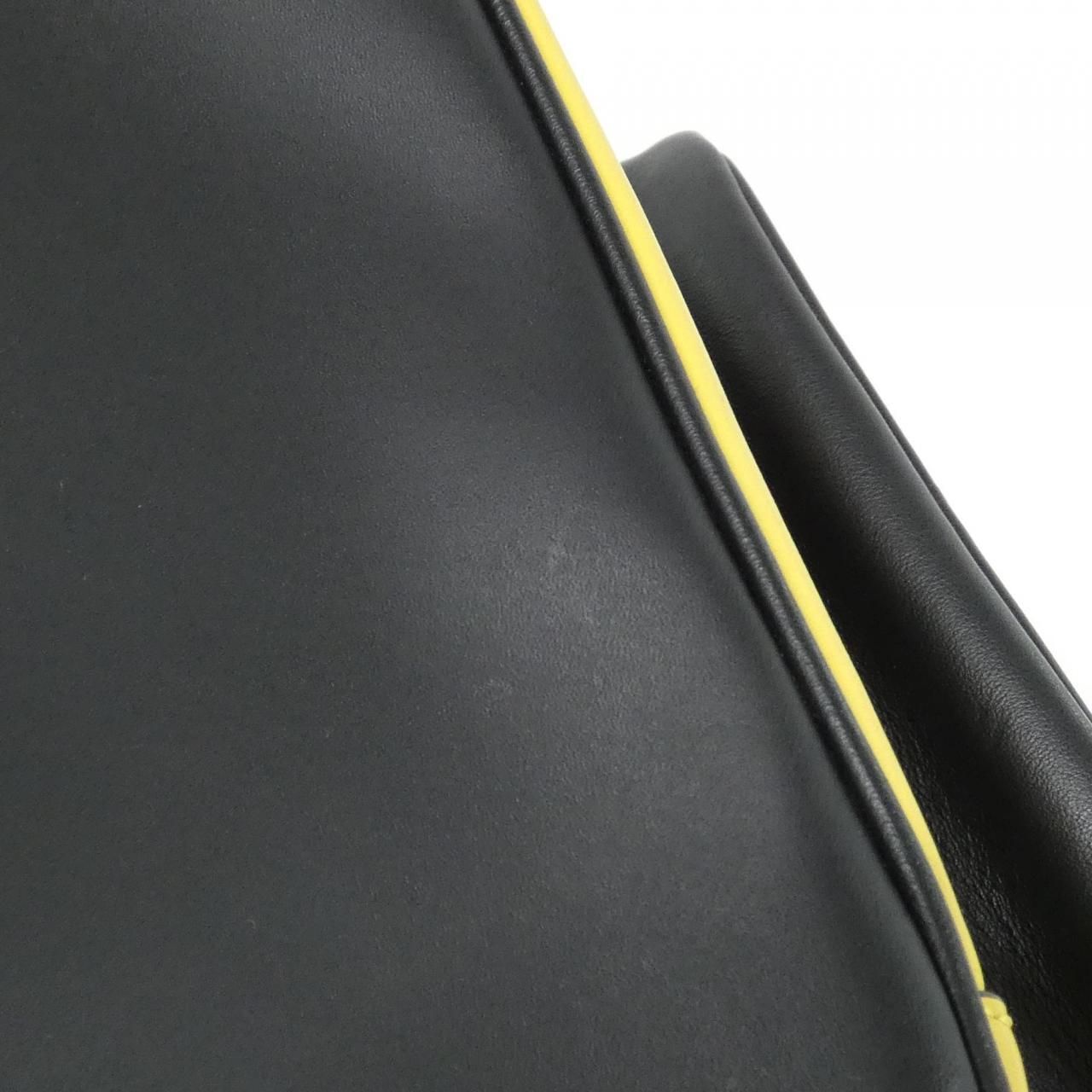 Fendi Shoulder Bag Yellow — view 5