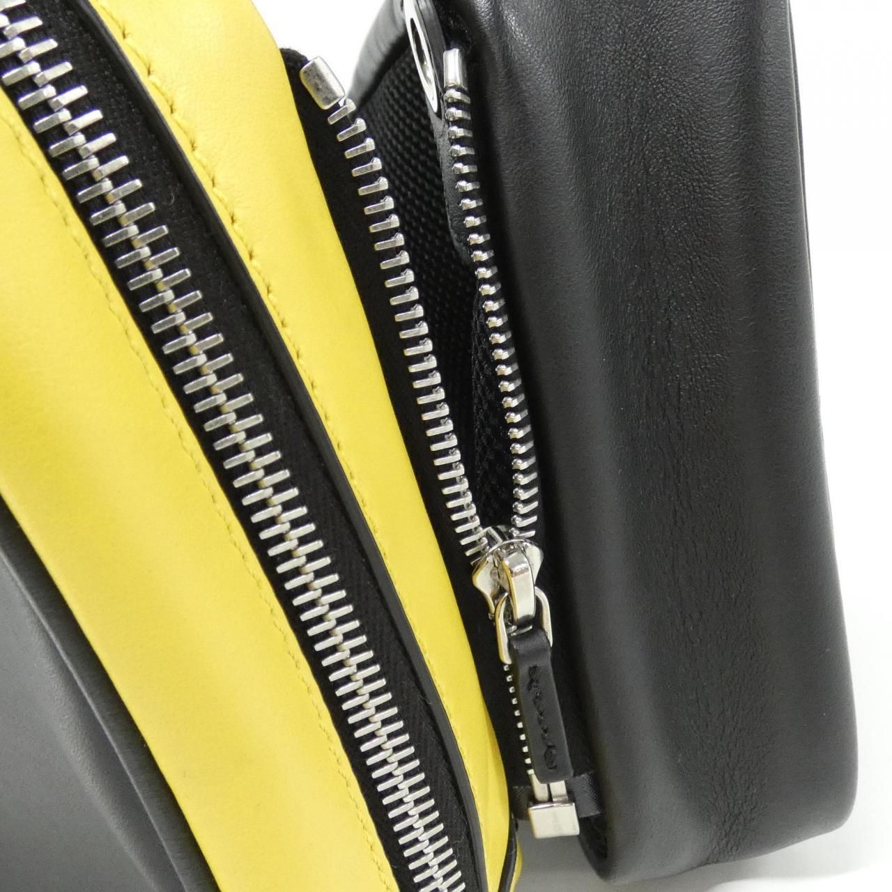 Fendi Shoulder Bag Yellow — view 6