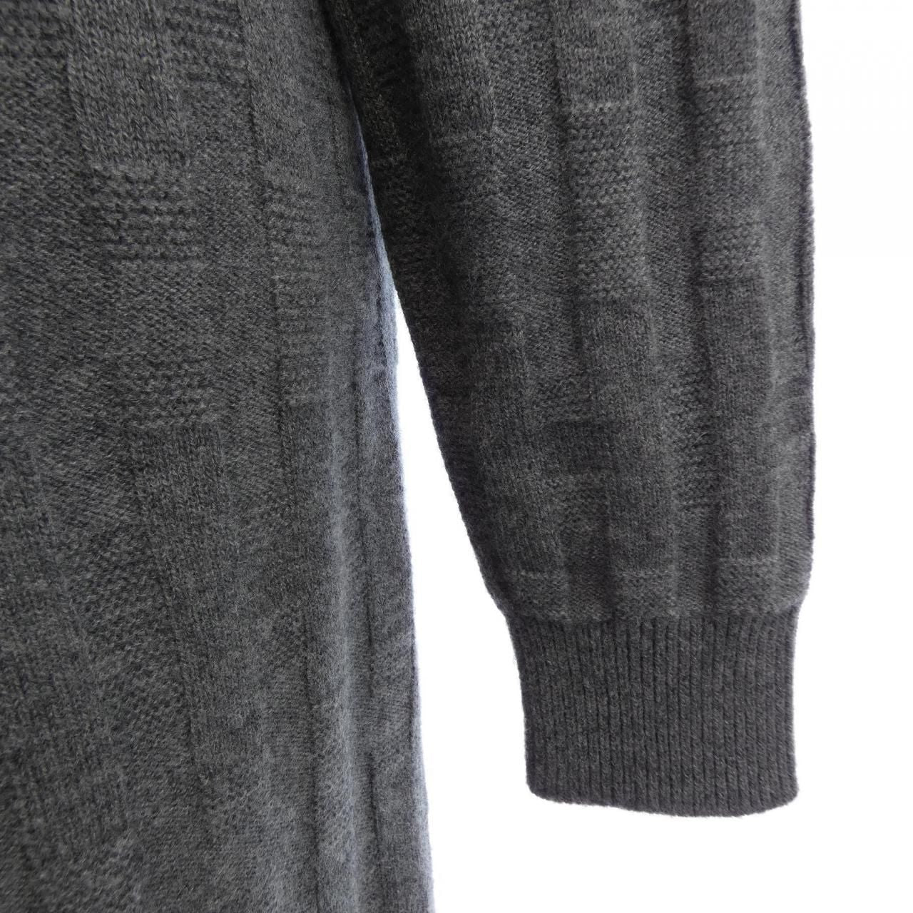 Hermes Dress Gray — view 6