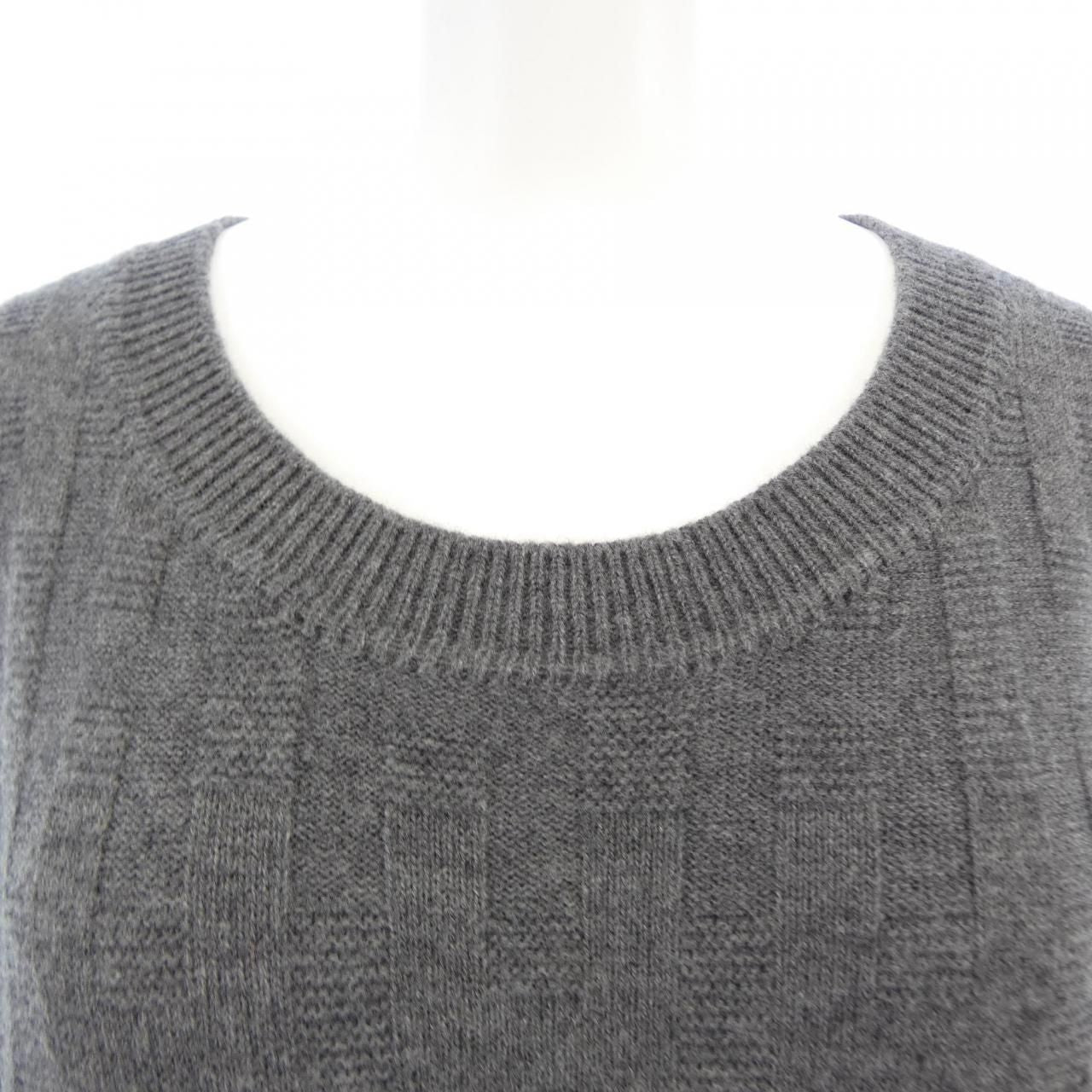 Hermes Dress Gray — view 5