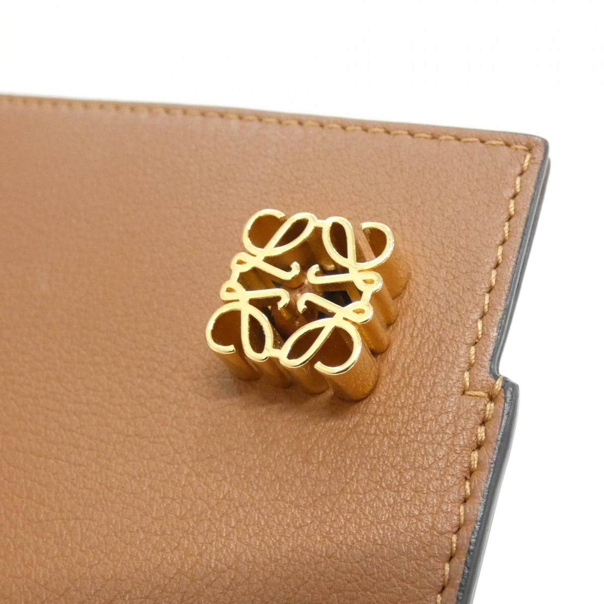 Loewe Dice Pocket Shoulder Bag — view 4