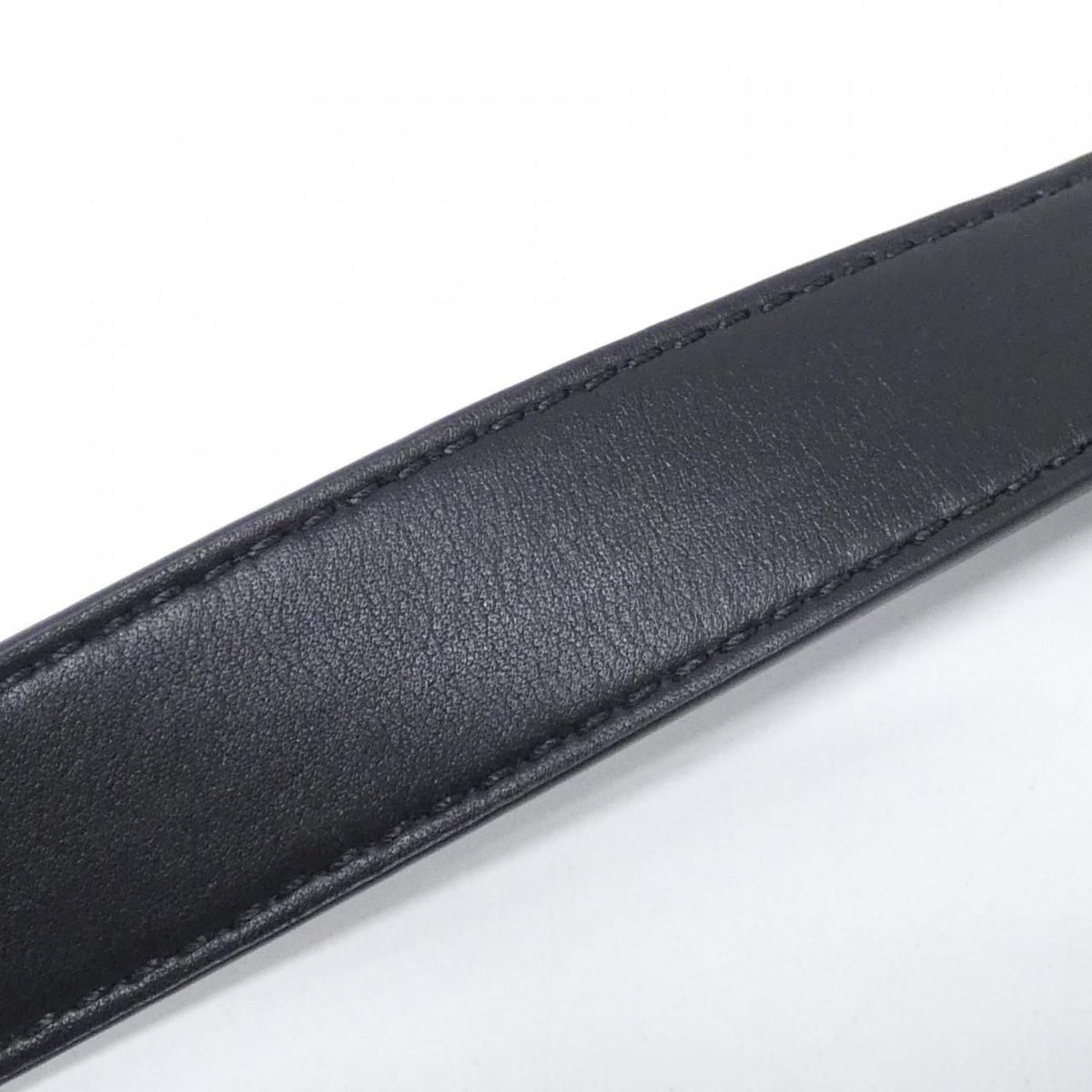 Loewe Hammock Compact Shoulder Bag — view 8