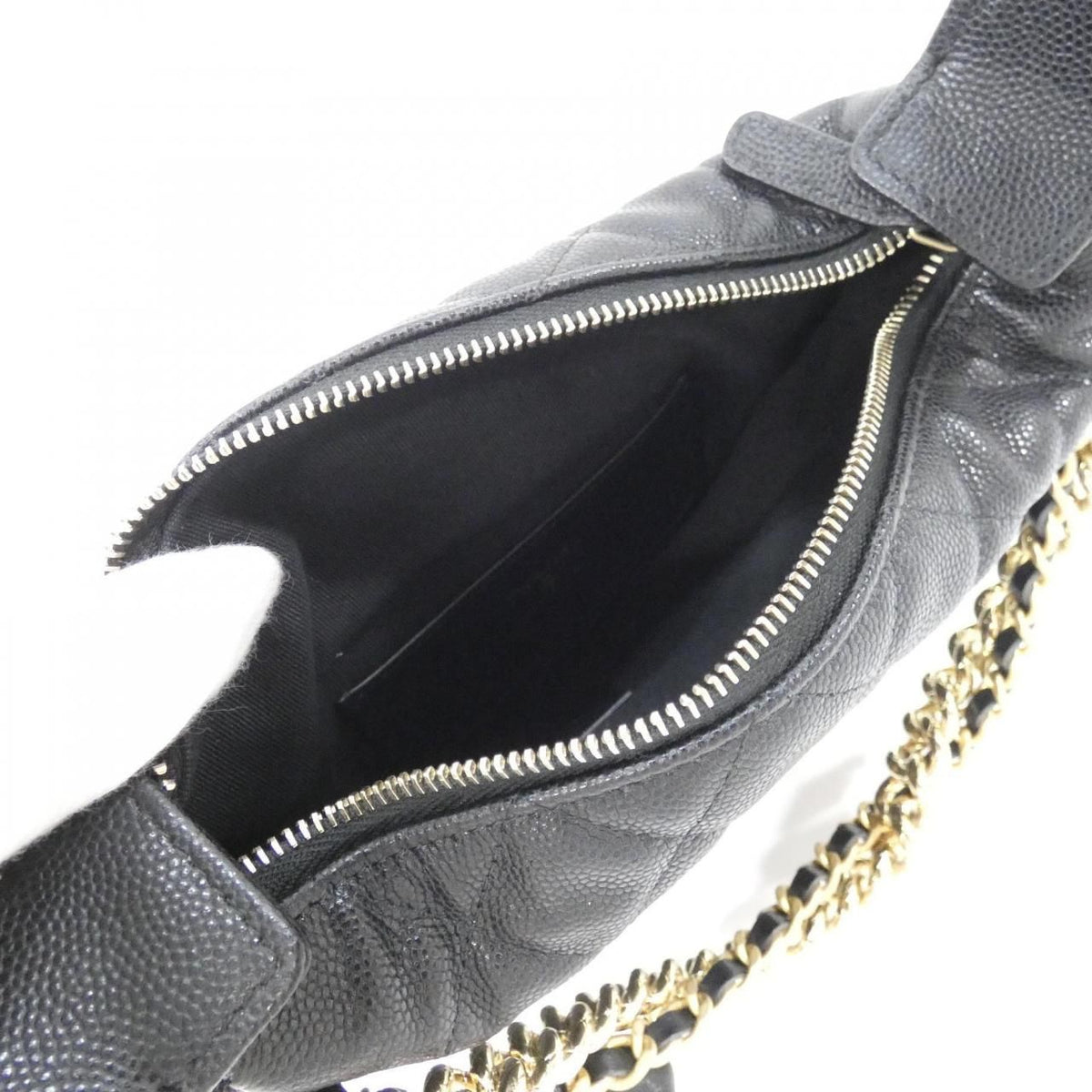 Chanel Pouch Black — view 8