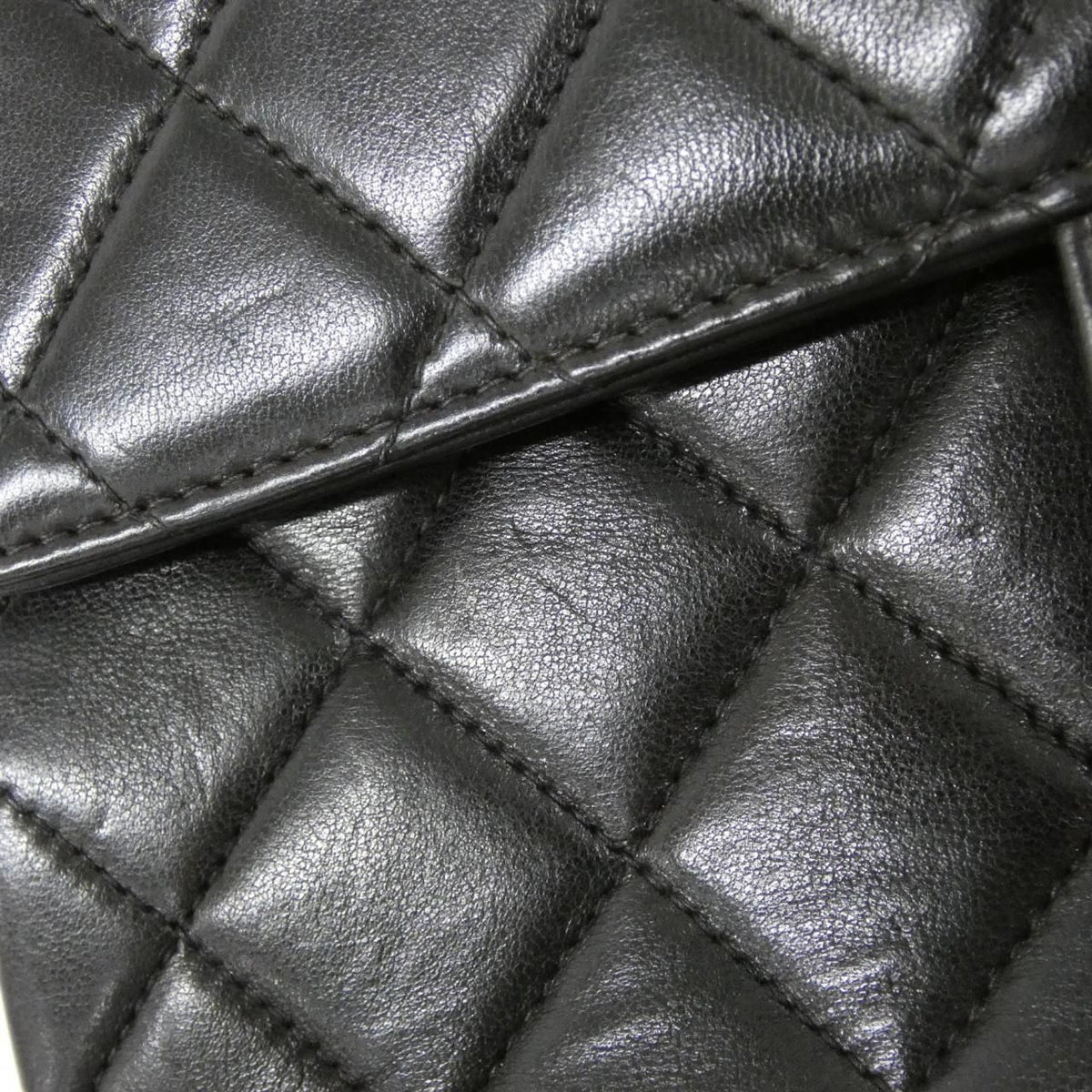 Chanel Vintage Shoulder Bag — view 4