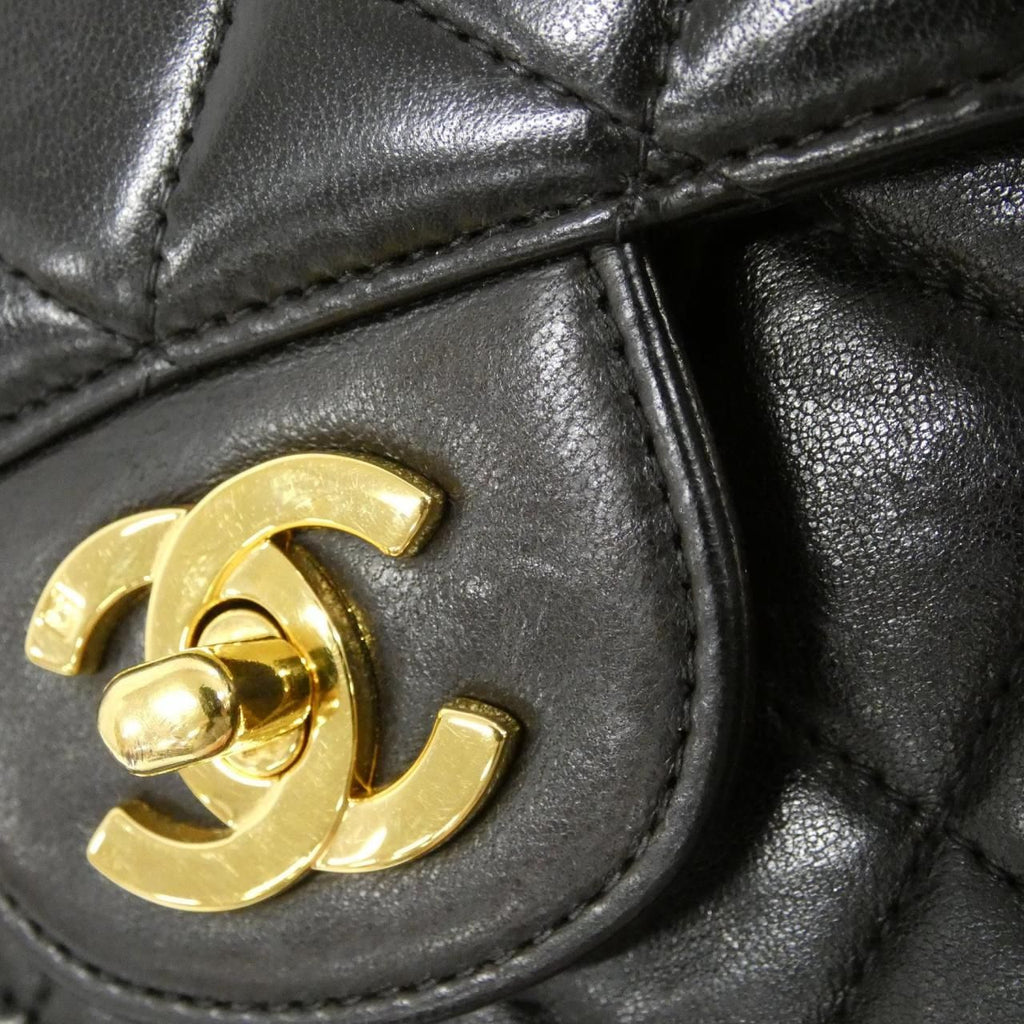 Chanel Vintage Shoulder Bag — view 5