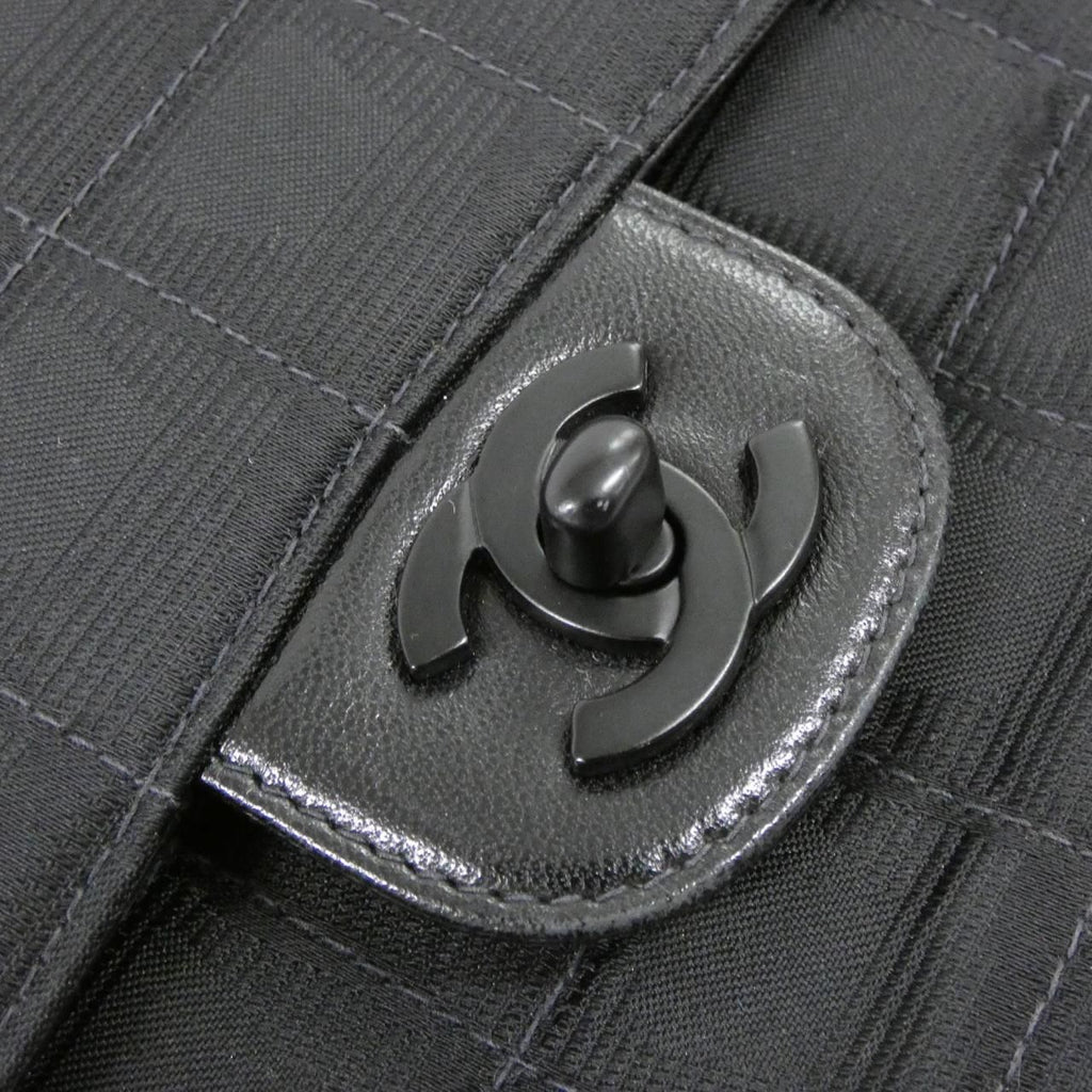 Chanel Vintage Travel Line Shoulder Bag — view 4
