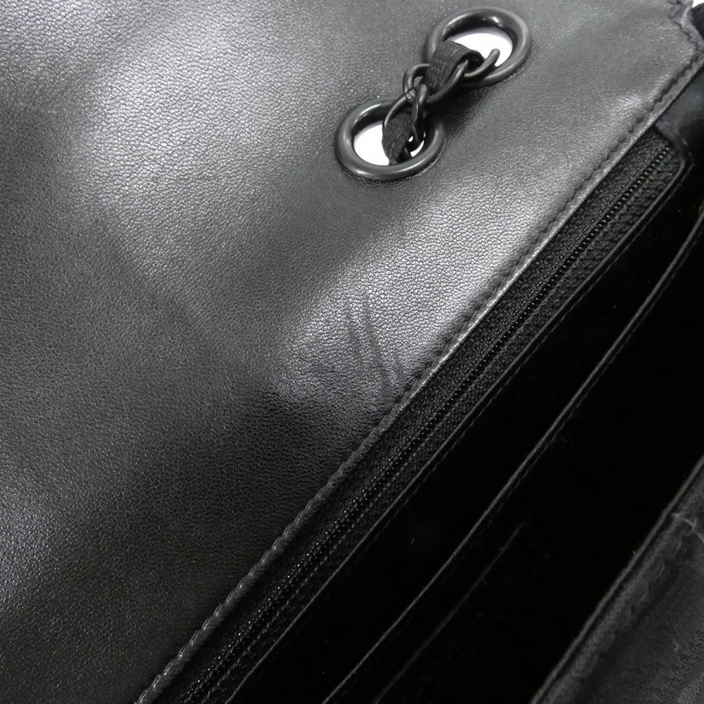 Chanel Vintage Travel Line Shoulder Bag — view 8