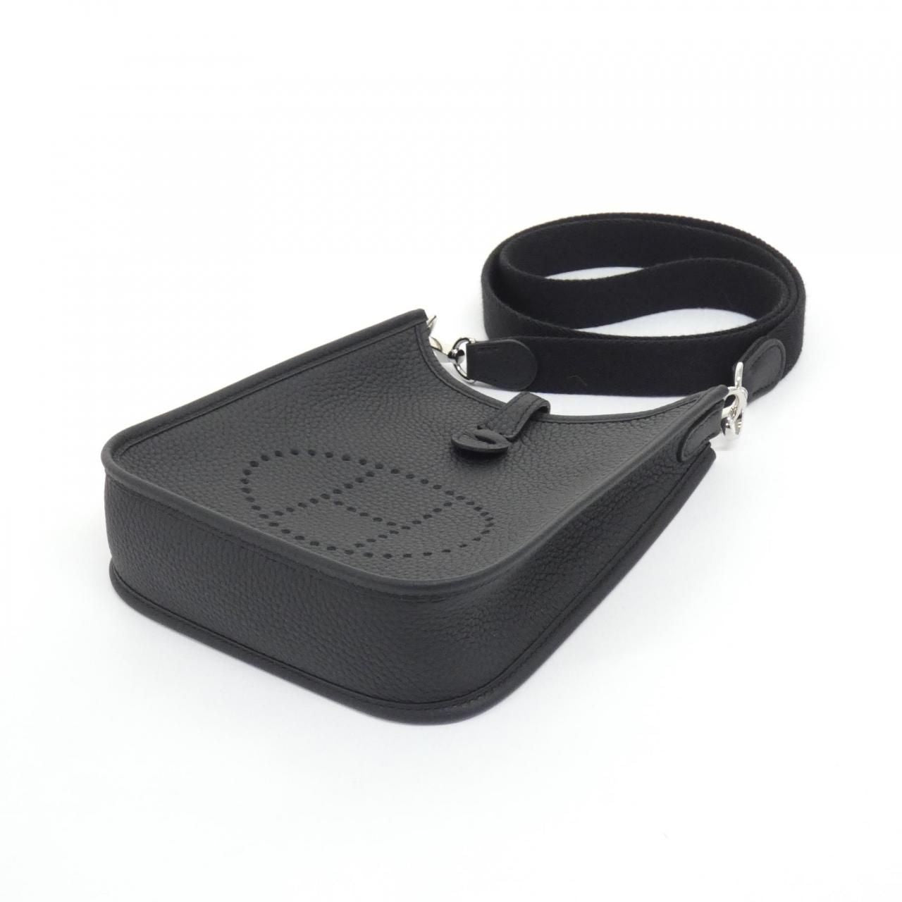 Hermes Evelyne Amazon 16 Shoulder Bag — view 3
