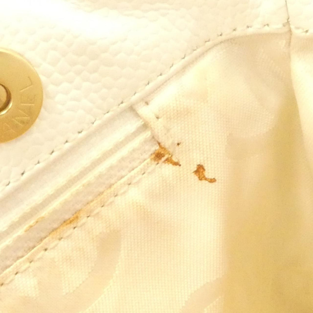 Chanel Bag Handbag White — view 8