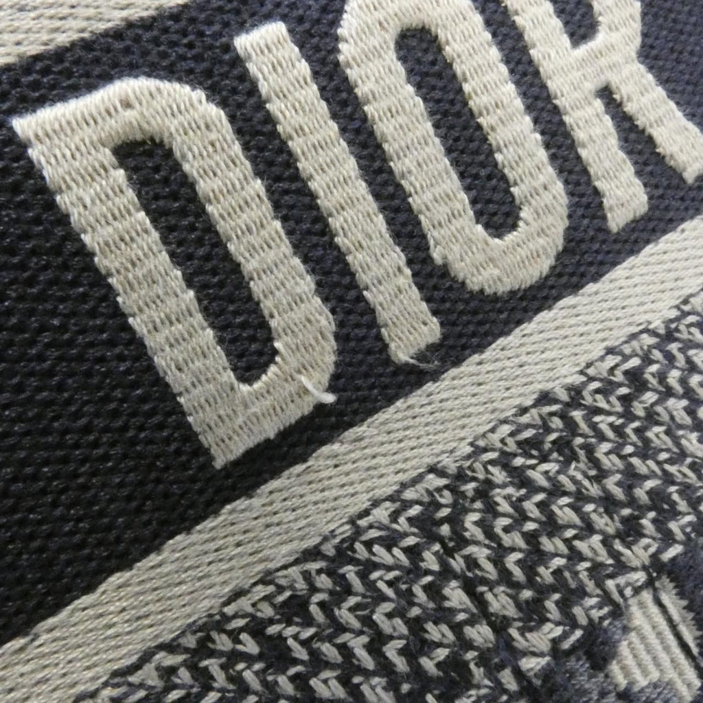 Dior Oblique Camp Shoulder Bag — view 4