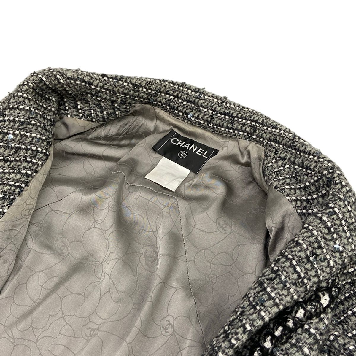 Chanel Jacket 34 S Gray Black White Long Sleeve Tweed Sequin Rhinestone Autumn — view 8