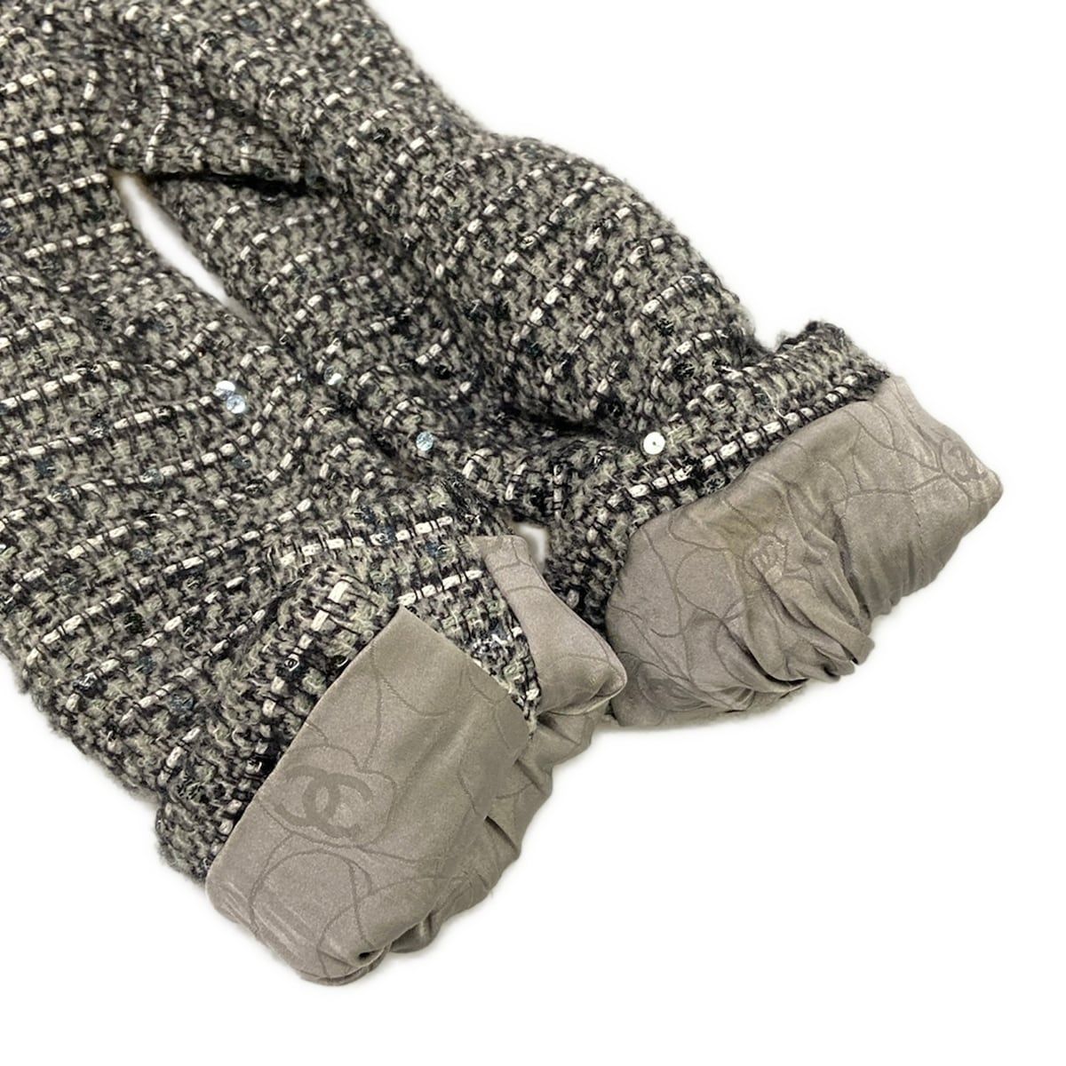 Chanel Jacket 34 S Gray Black White Long Sleeve Tweed Sequin Rhinestone Autumn — view 7