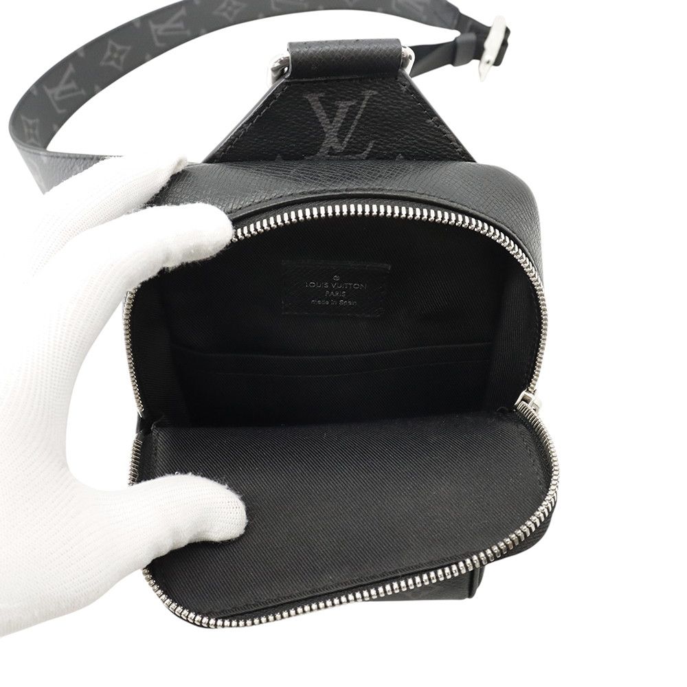 Louis Vuitton Belt Bag Monogram Eclipse Taiga Outdoor Black Taigarama — view 6