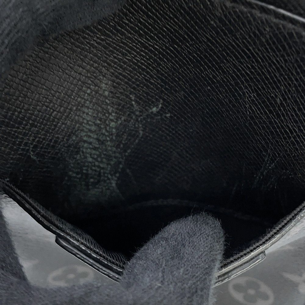 Louis Vuitton Belt Bag Monogram Eclipse Taiga Outdoor Black Taigarama — view 7